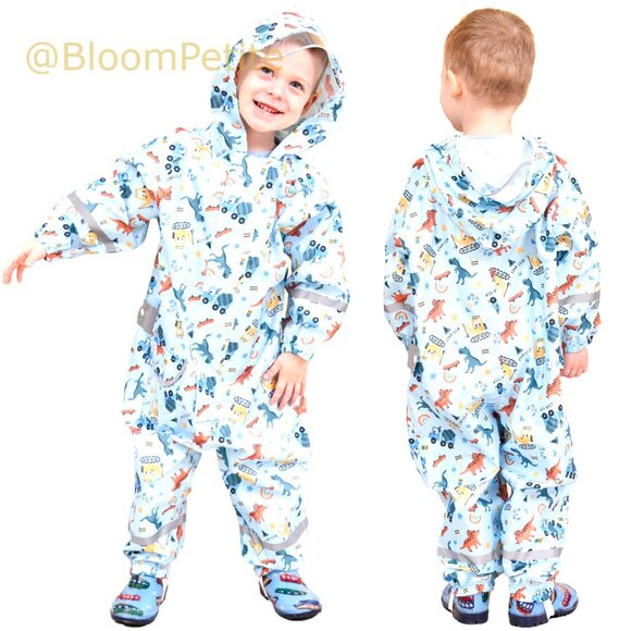 Waterproof Nylon Rain Suit with Hoodie Zipper Closure for Kids